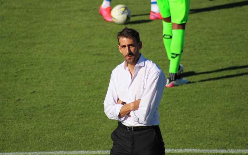 El español David Dóñiga y su Sporting pinchan, y el CAI pasa a la final del  fútbol en Panamá