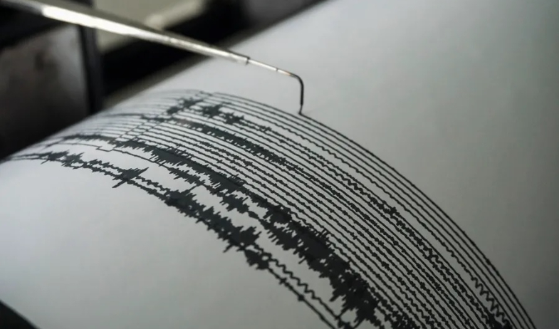 Autoridades monitorean sismo de magnitud 6.1 en el norte de Panamá 