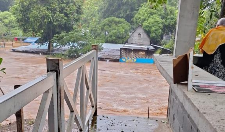 Reportan desbordamientos, inundaciones y deslizamientos por intensas lluvias en Panamá 