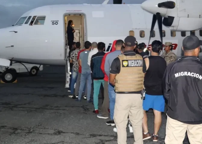   Extranjeros expulsados de Panamá por considerar que son una amenaza para la seguridad colectiva  