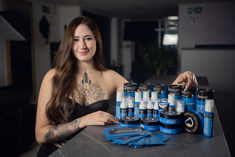 El arte de Jema Ferrer: una mirada a la vida de una tatuadora que es tendencia en redes sociales 