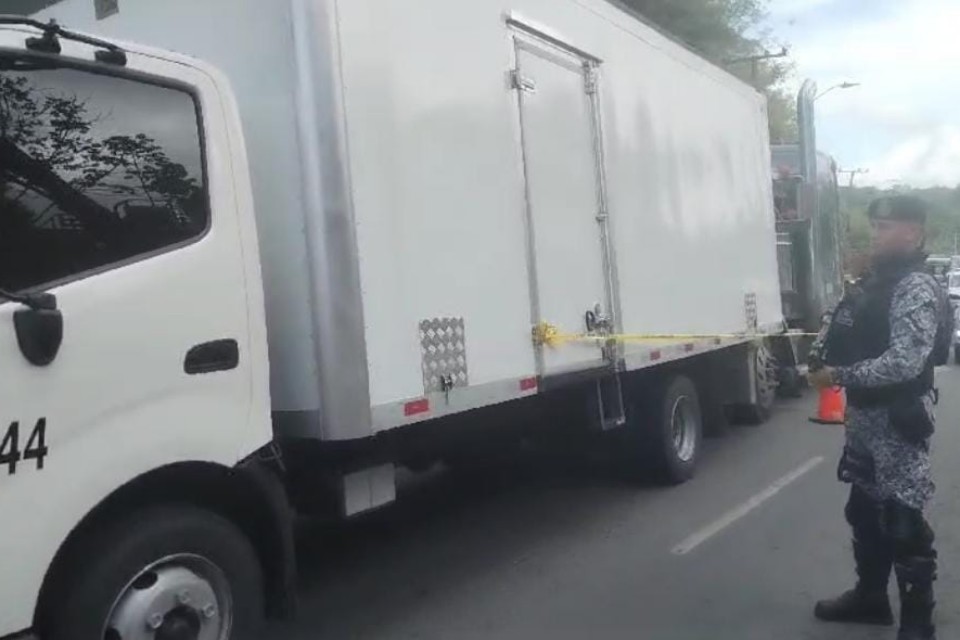 Capturan a delincuentes que se llevaron un camión de reparto en un supermercado de Arraiján 