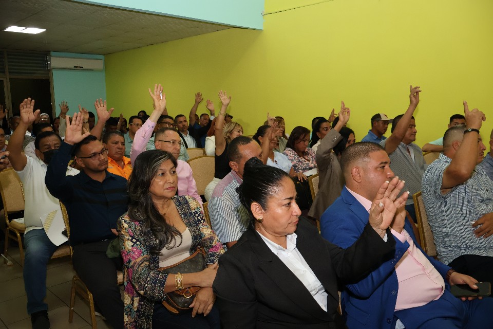 Realizando Metas controla los concejos municipales y provincial en Panamá Oeste 