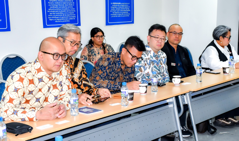 Indonesia explora oportunidades de negocios en la Zona Libre de Colón 