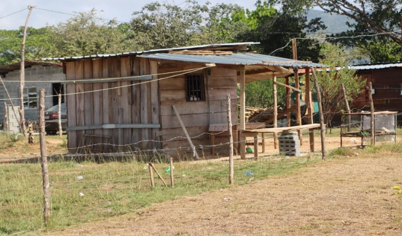 Atienden tema de asentamientos en tierras estatales y privadas en Colón 