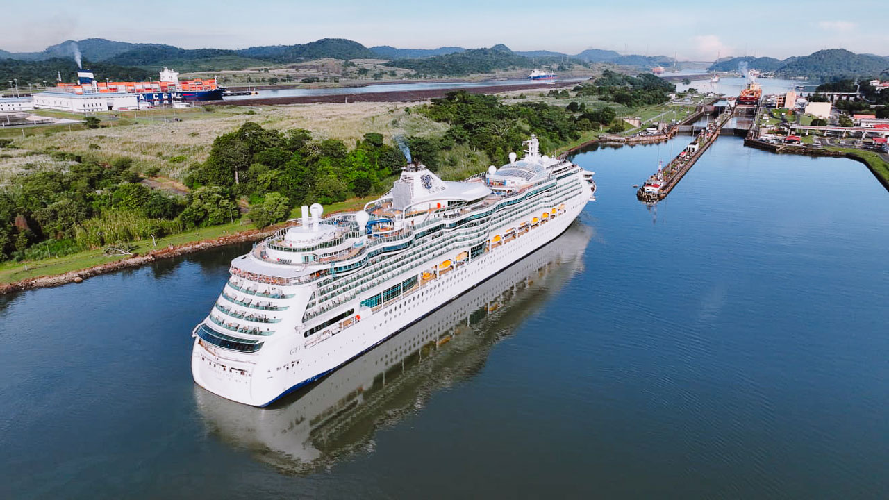 Canal de Panamá espera más de 225 tránsitos durante temporada de cruceros 2024 – 2025 