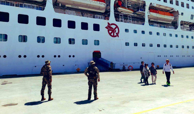 Transportistas turísticos de Colón exigen equidad en la llegada de cruceros y amenazan con protestas 