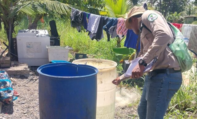 Detectan focos de mosquitos en Costa Arriba de Colón y hacen recomendaciones de limpieza 