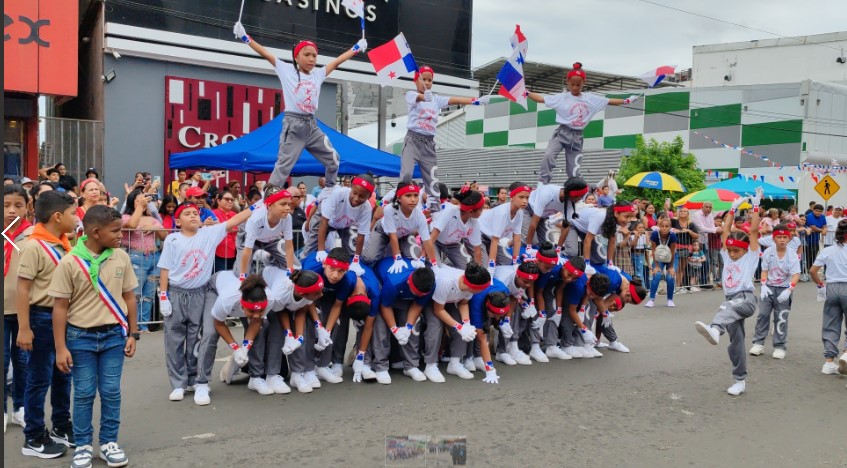 La Chorrera celebró la Separación de Panamá de Colombia al ritmo de cornetas y tambores 