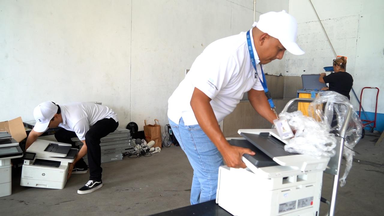 Realizan campaña  de reciclaje tecnológico empresarial por la protección del medioambiente 