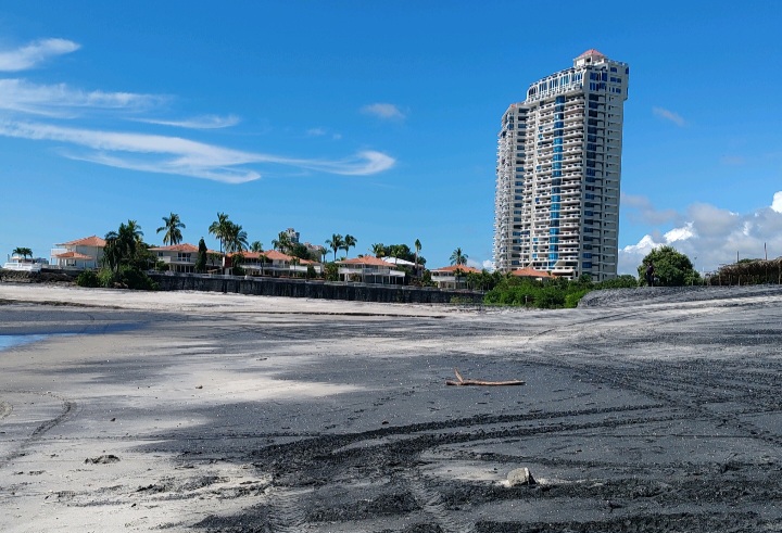 Municipios de Panamá Oeste se preparan para la temporada de paseos en playas 