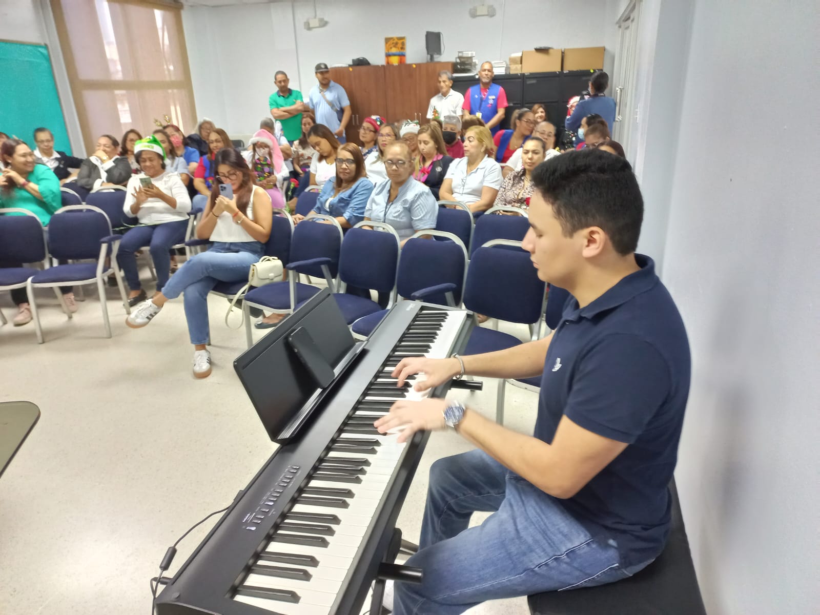 Celebran el Día de las Madres en Betania 