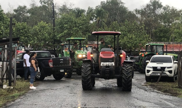 Suenan tambores de guerra en el sector maicero de Los Santos  