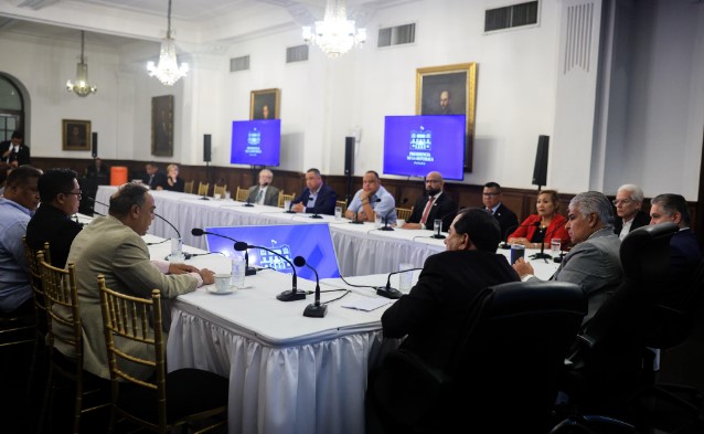 Presidente José Raúl Mulino se reúne con la bancada del Partido Revolucionario Democrático 