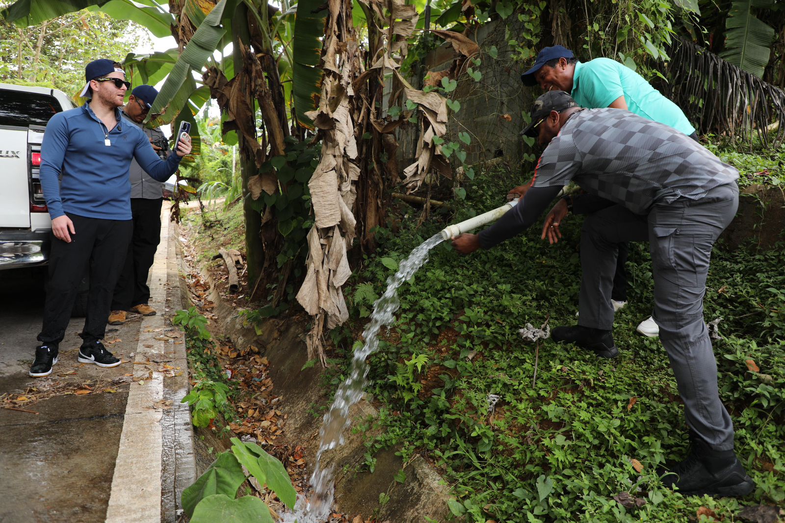 Alcalde Mizrachi, junto al IDAAN, resuelve problema de agua en Pacora 