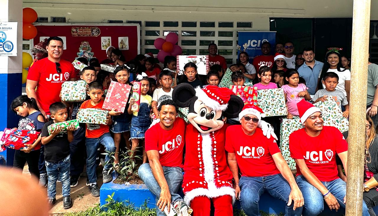 JCI Panamá Oeste comparte alegría navideña en El Arado de La Chorrera 