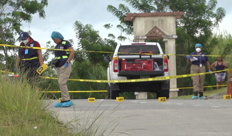 Asesinan a tiros a un hombre cuando regresaba a su casa en Villa del Lago Emperador  