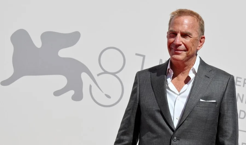 Una actriz demanda a Kevin Costner por una 'violenta escena de violación no guionizada' 