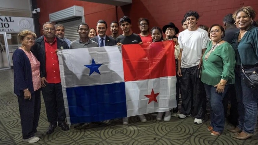 Liberan a 11 estudiantes de la Universidad de Panamá detenidos tras protestas en ciudad capital y Veraguas 
