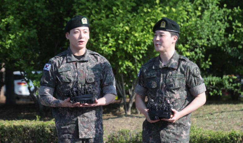  Jungkook y Jimin completan el servicio militar y BTS se acerca a su regreso 