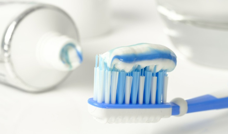 Minsa mantiene vigilancia preventiva por uso de pastas dentales con fluoruro de estaño 