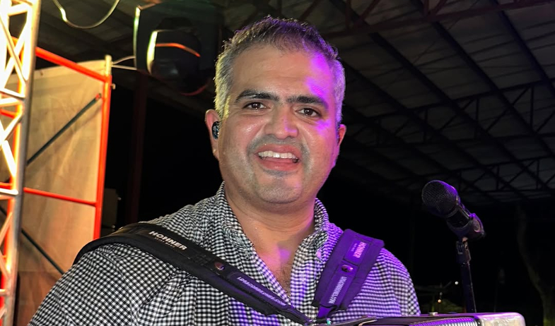 Jhonathan Chávez explica lo sucedido en el accidente vial en el que estuvo involucrado 