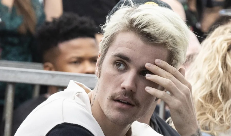Justin Bieber lanza SWAG, su séptimo disco 