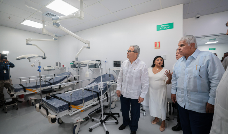 Inauguran el Centro de Salud de Río Hato, obra que beneficiara a 17,773 personas 