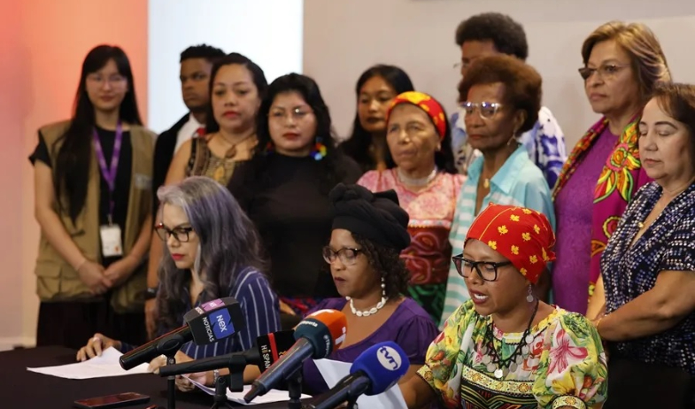 Feministas tachan de retroceso la futura eliminación del Ministerio de la Mujer en Panamá 