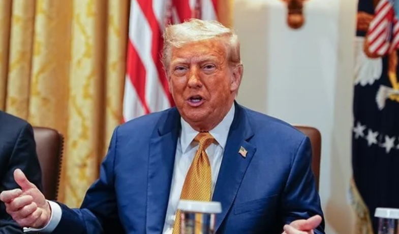 Trump se enfurece al ser preguntado por Jeffrey Epstein: '¿Todavía hablamos de este asqueroso?' 