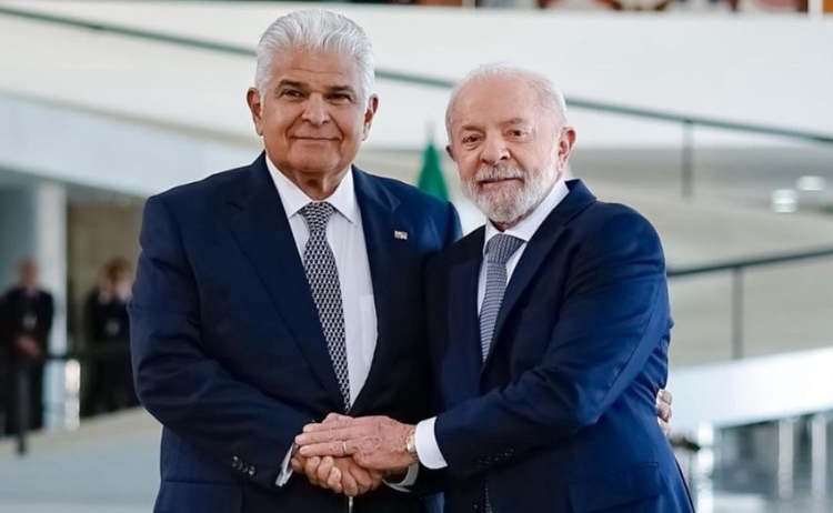 El presidente de Panamá es recibido por Lula en Brasilia con honores de Estado 