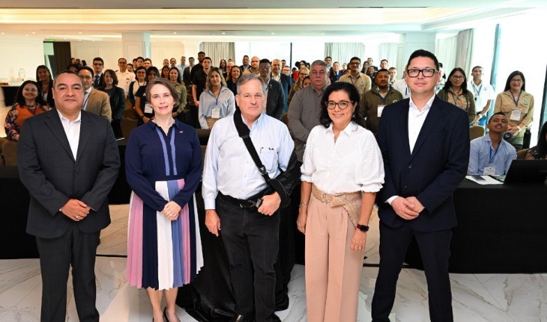 Panamá es sede del taller internacional contra la pesca ilegal en el Pacífico Este Tropical 