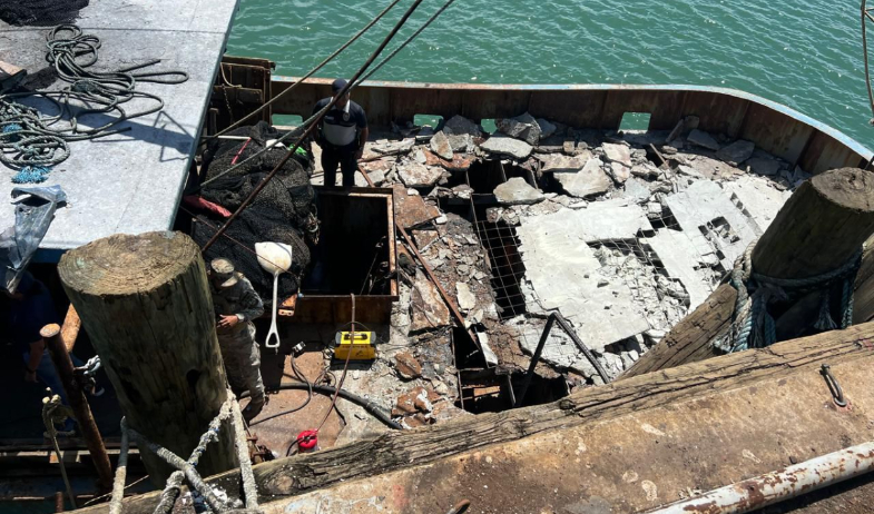 Identifican a víctima de explosión en embarcación anclada en el puerto Vacamonte 