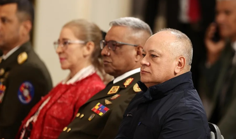 Diosdado Cabello pide a los venezolanos prepararse en 'todos los frentes' ante el despliegue de EE.UU. en el Caribe 