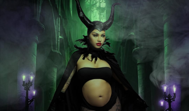 ¡Esto es Halloween! Anyuri se transforma en una Maléfica embarazada  