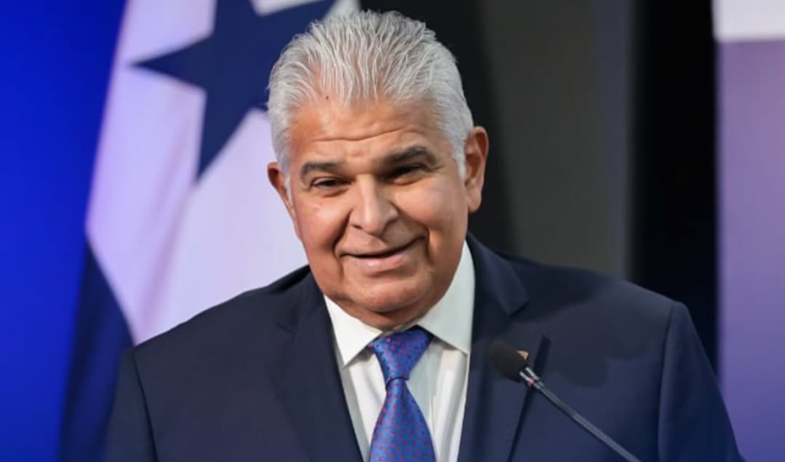 Presidente Mulino destaca fortaleza de la economía panameña en lanzamiento de la alianza INCAE-Ficohsa 