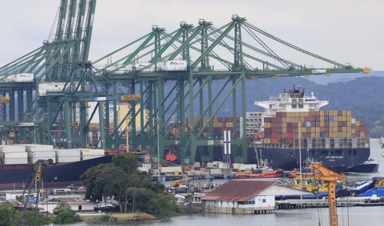 Los ingresos del Canal de Panamá crecen un 14,4 % en el 2025 y superan lo previsto 