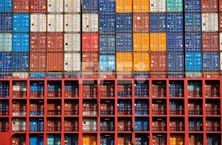 Droga incautada por España en un mercante no salió de Panamá, afirma su oficina aduanera 