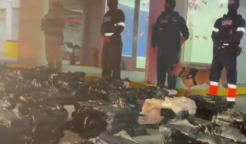 Hallan 1,162 paquetes de droga ocultos en un contenedor en terminal portuaria de Colón 