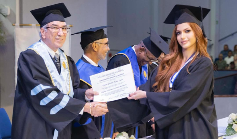 Génesis Arjona compartió con orgullo que ahora suma dos nuevos títulos académicos 