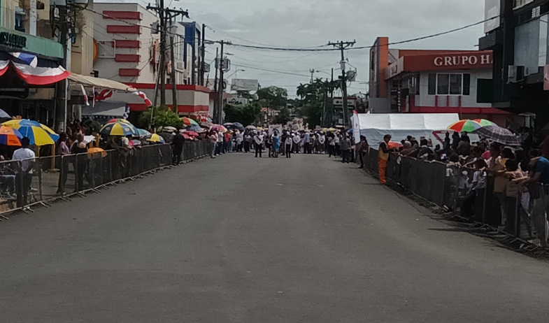 Santiago vivió un 3 de noviembre con menor concurrencia en el desfile cívico 