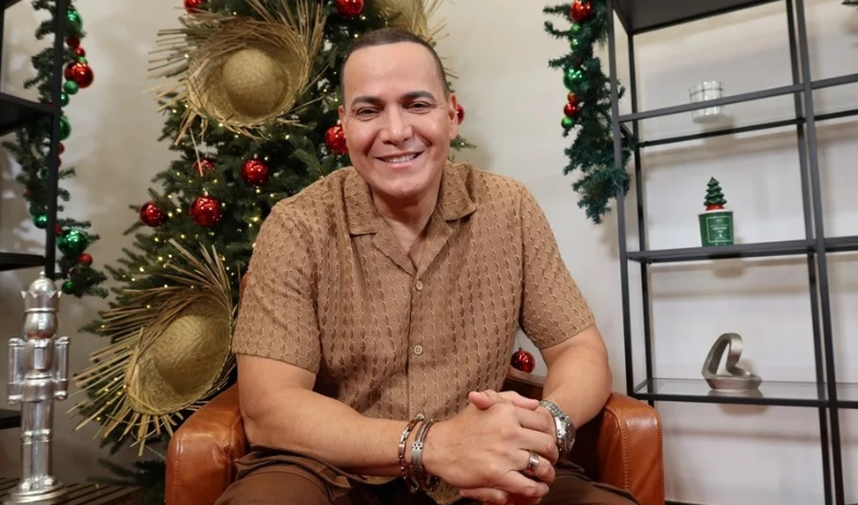 Víctor Manuelle se aleja de la salsa para lanzar nuevas canciones de estilo navideño 