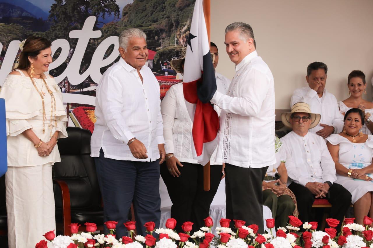 Presidente Mulino resalta en  Boquete logros internacionales y el rescate económico del país 