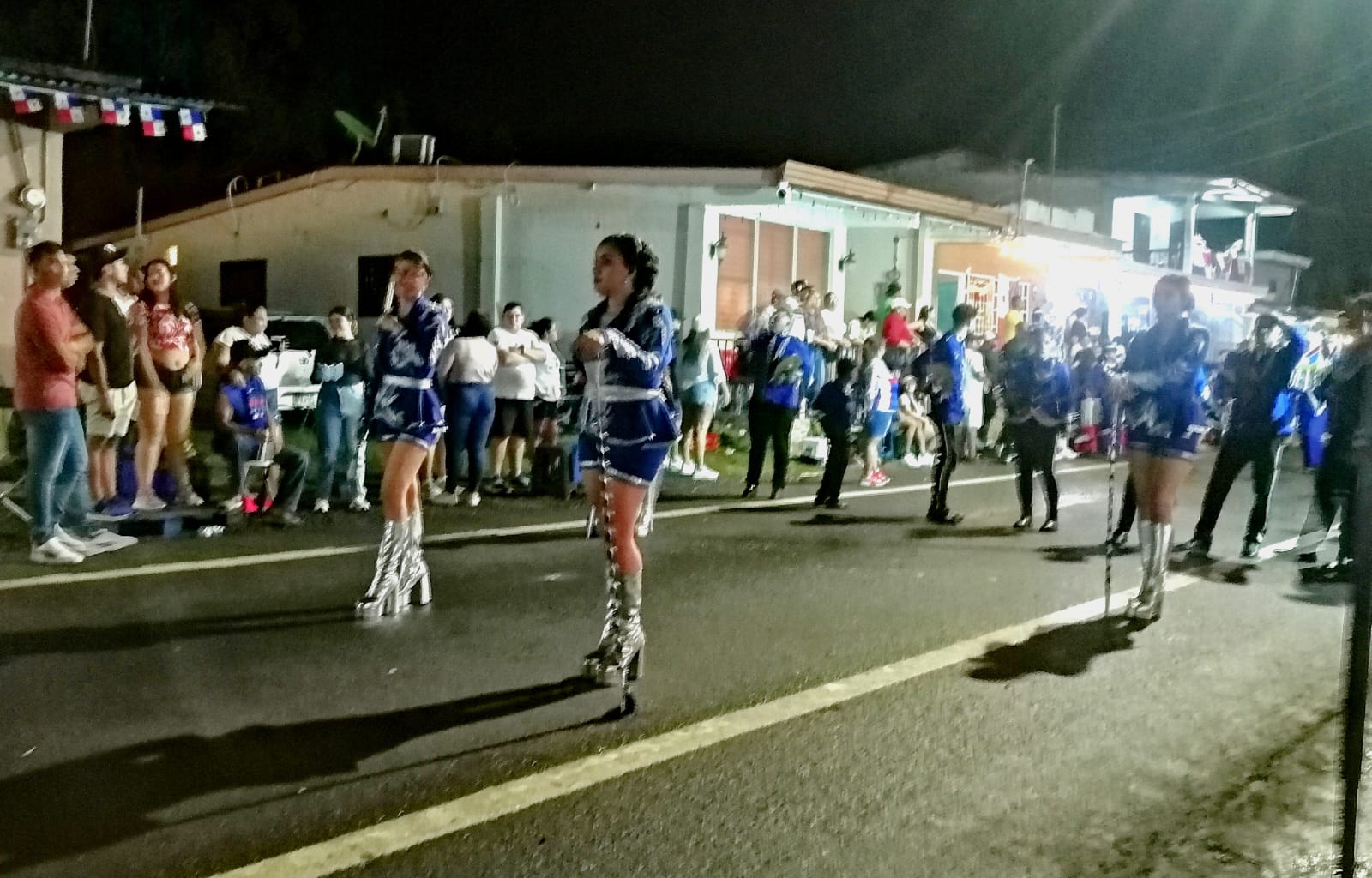 Los tambores y cornetas retumbaron en Chitré y Los Santos  