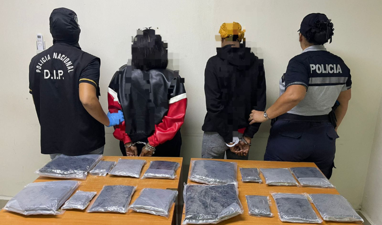 Aprehenden a dos estadounidenses con sustancias ilícitas en el Aeropuerto Internacional de Tocumen  