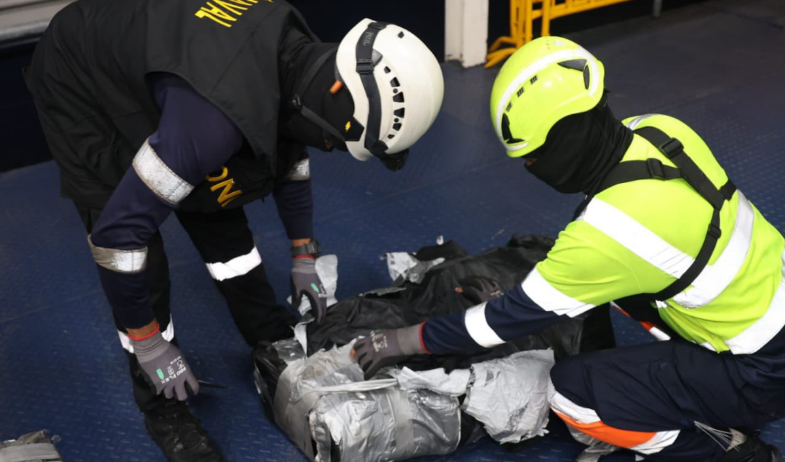 Incautan 1.402 paquetes de droga en Panamá en operativos policiales 