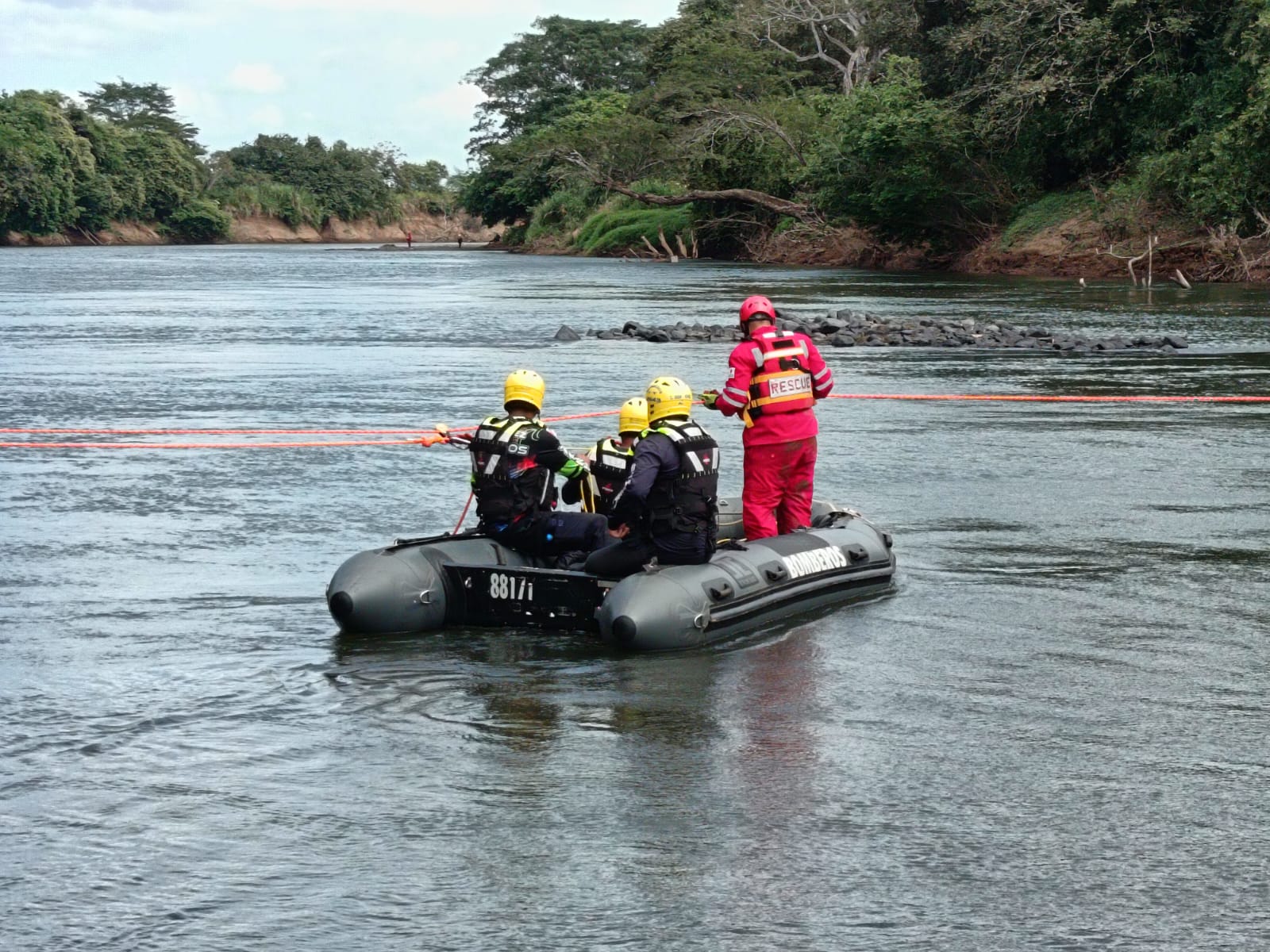 Trágico hallazgo: localizan sin vida a menor desaparecido en el río Santa María 
