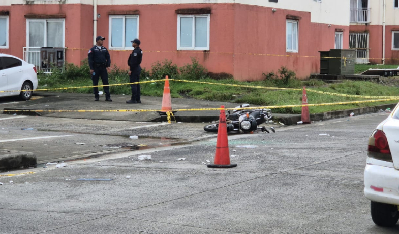 Ataque tipo sicariato deja un pasajero muerto y un taxista herido en Altos de Los Lagos 