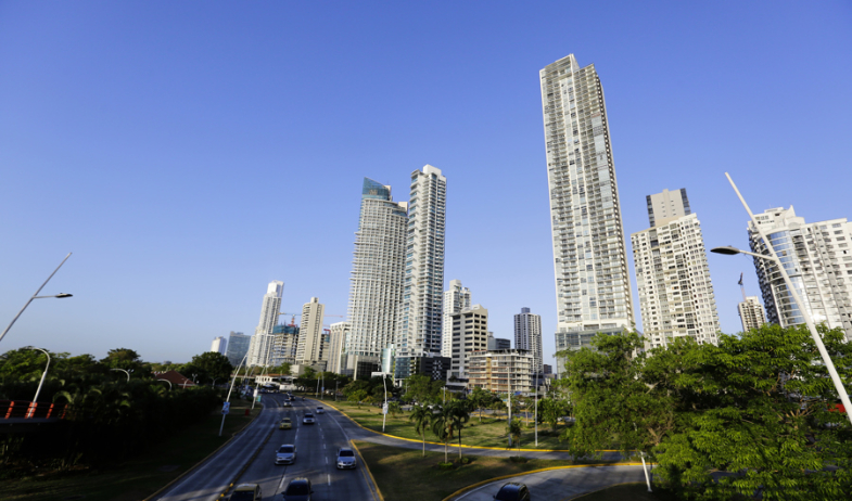 La economía de Panamá crece un 4,2 % entre enero y septiembre impulsada por la logística 
