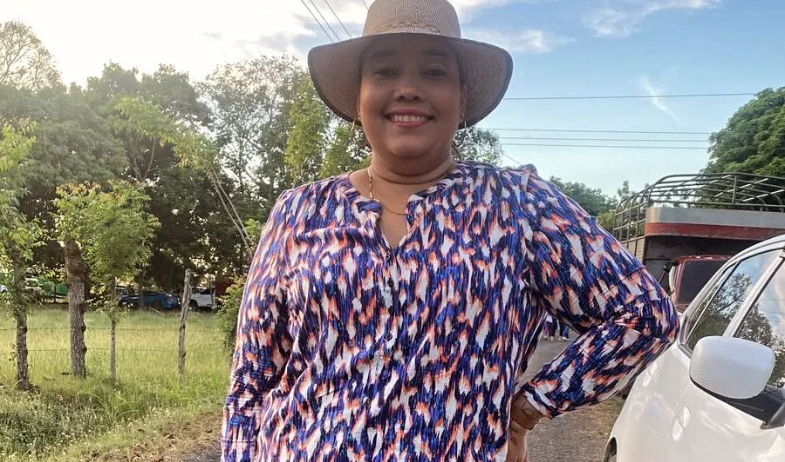 Trovadores panameños llevan el 'gallino picao' a Puerto Rico 